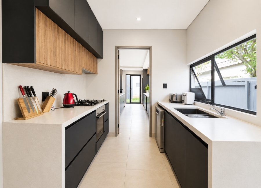 5 Bedroom Property for Sale in The Islands Estates North West